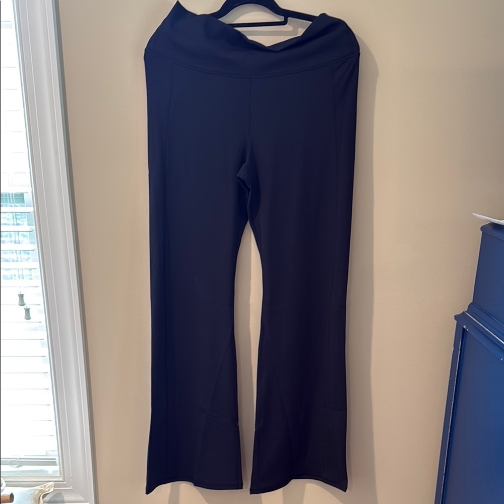 Fabletics Women's High Waisted Black Wide-Leg Pants. With White Crop Top
